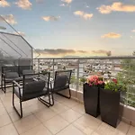 Sunset View Волос